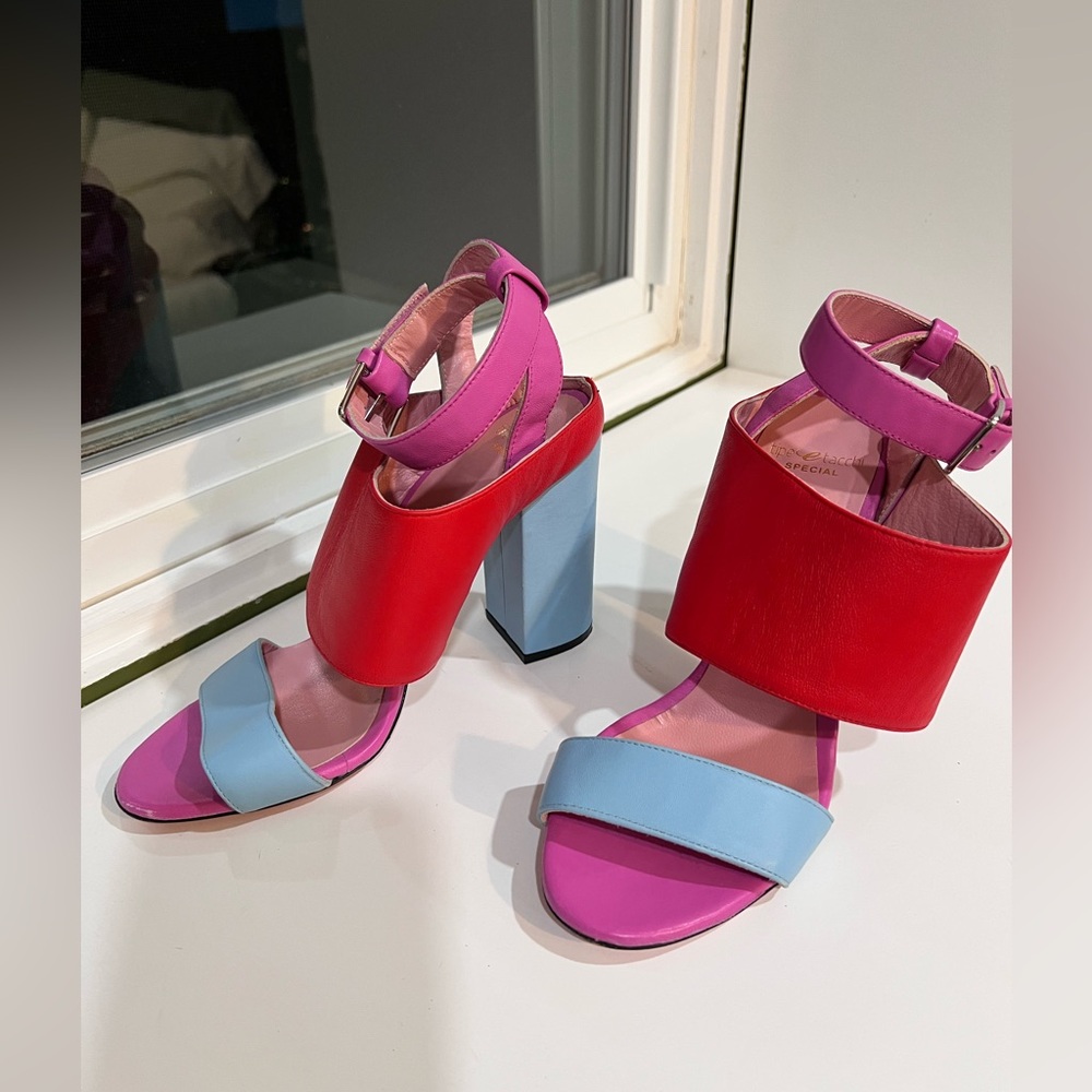 Tipe e Tacchi Red, Pink and Blue Block Heels 37 fits US7